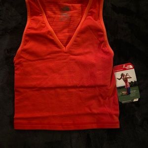 NWT The North Face Terra Metro Sport Top M/L